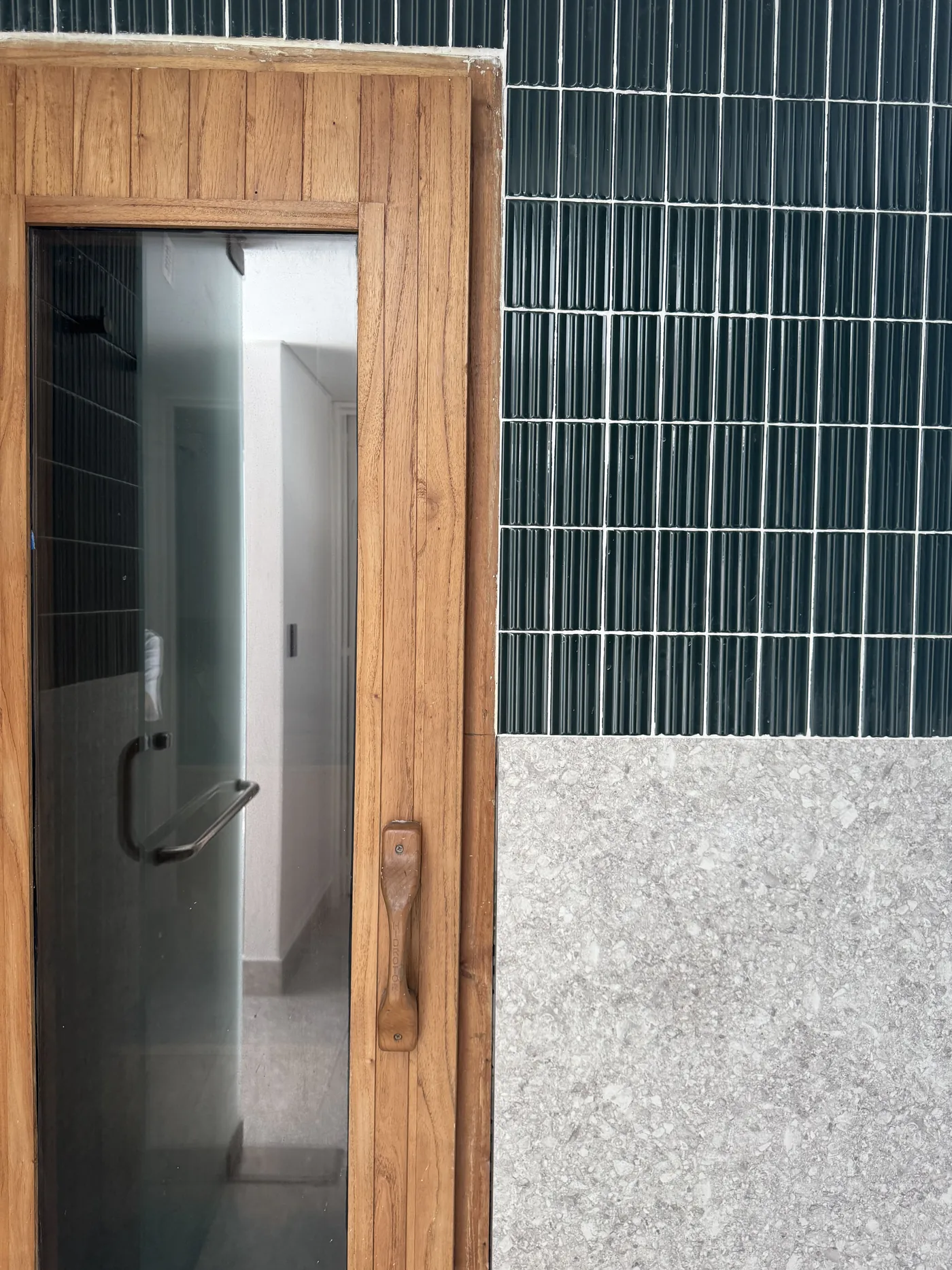 Puerta del sauna